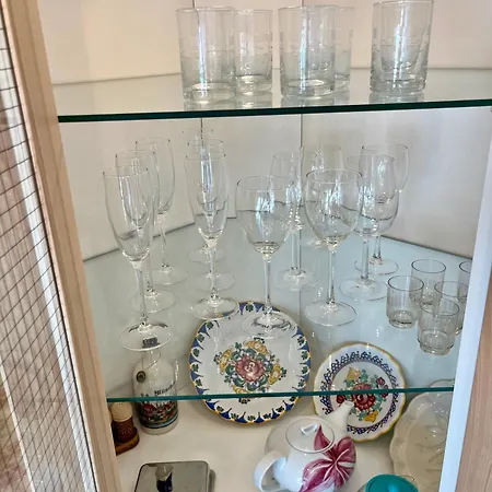 Feelhome With Kitchen *