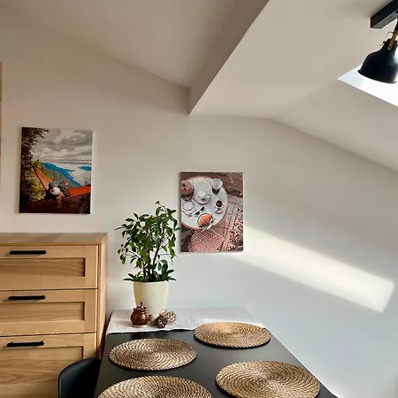 Apartment Feelhome With Kitchen *