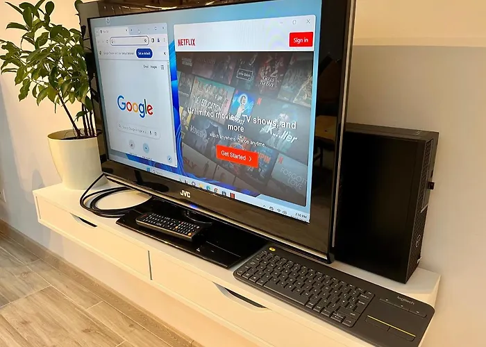 Feelhome With Kitchen Apartment